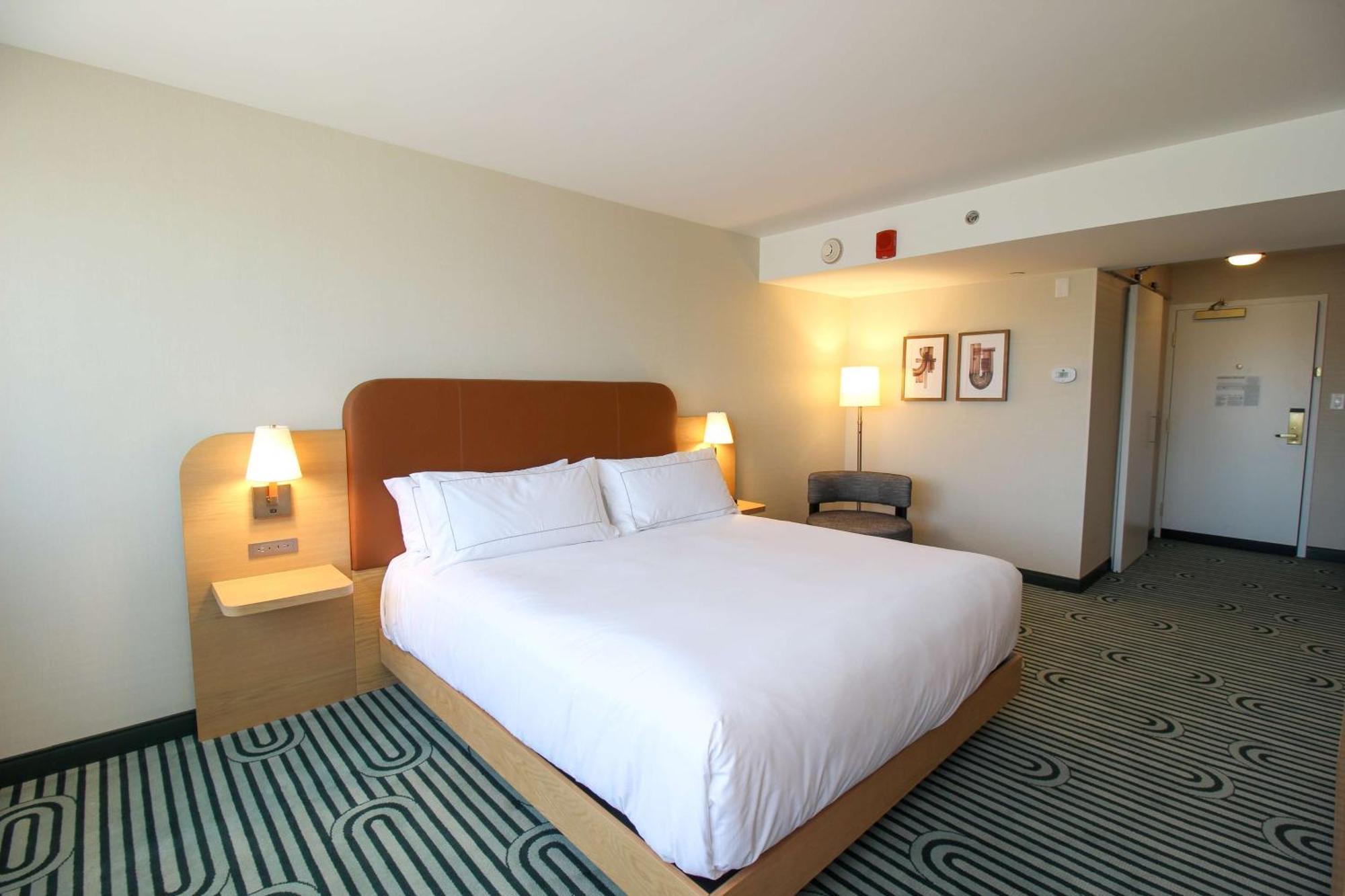 Doubletree By Hilton Clarksville Riverview Esterno foto