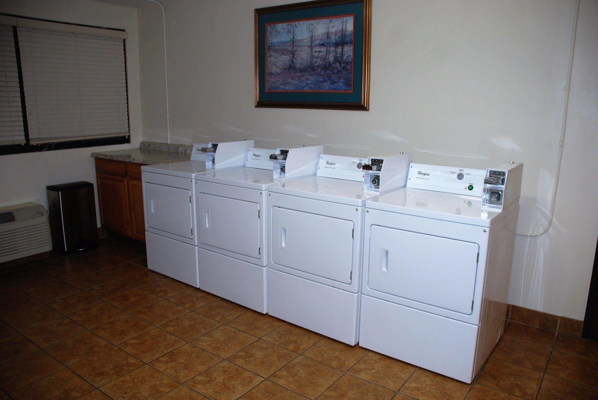Doubletree By Hilton Clarksville Riverview Esterno foto