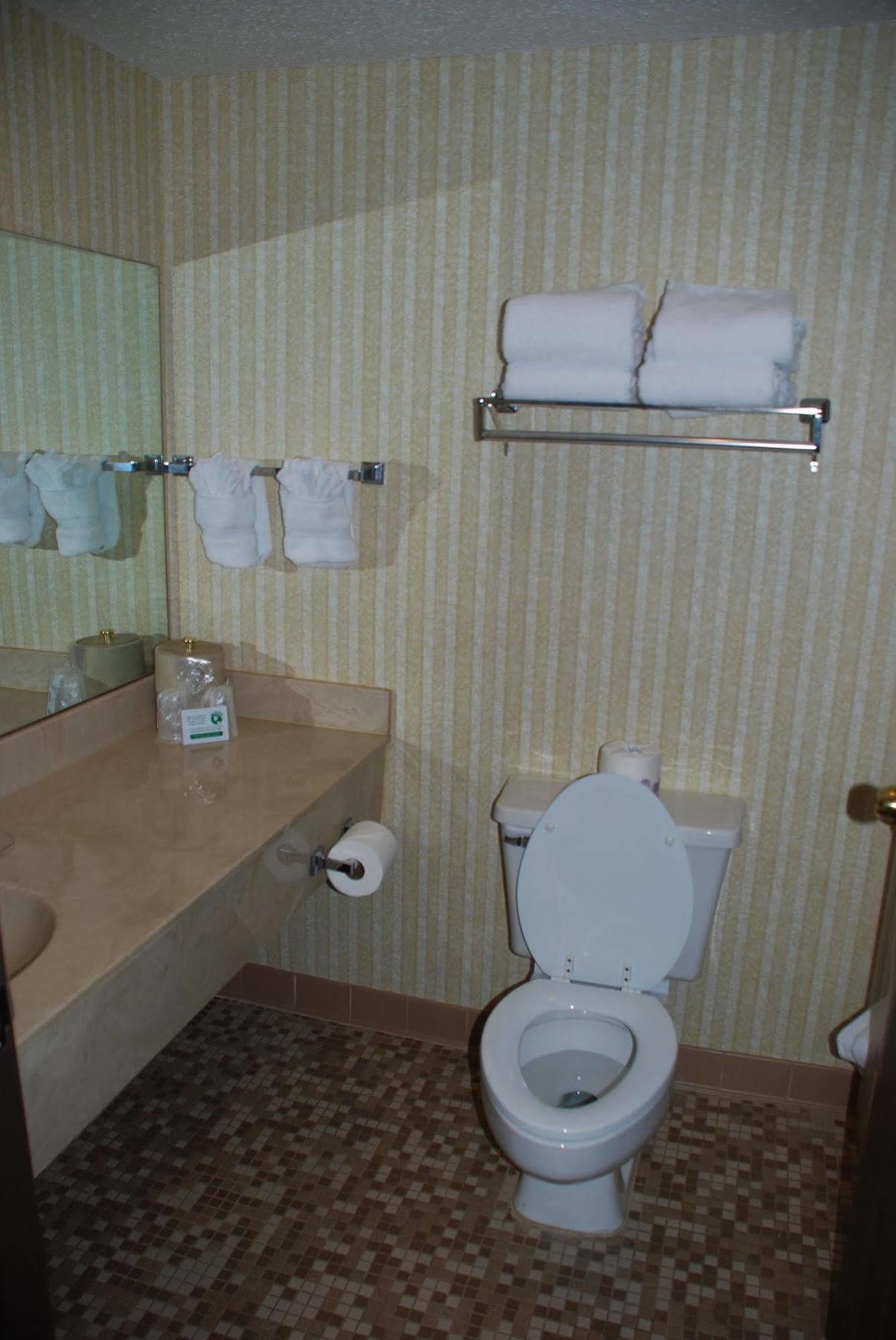 Doubletree By Hilton Clarksville Riverview Esterno foto